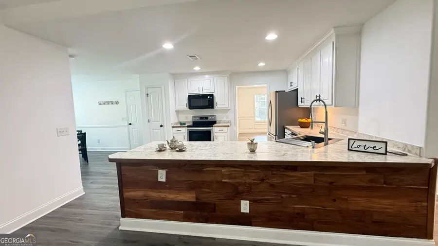 1896 Roxey Lane, Winder, GA 30680 - #3