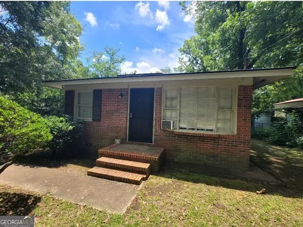 1106 E Society Avenue, Albany, GA 31705