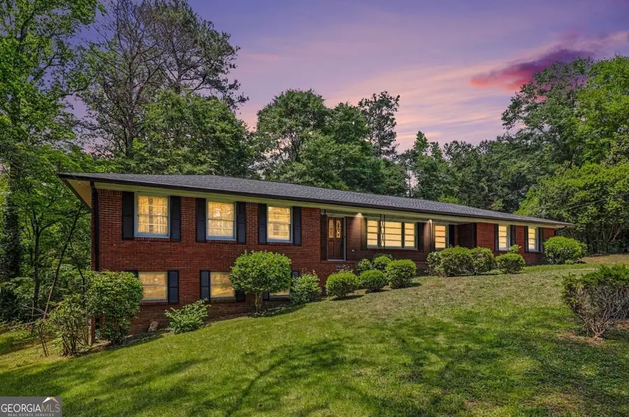 14 N Poplar Street, Fairburn, GA 30213 - #2