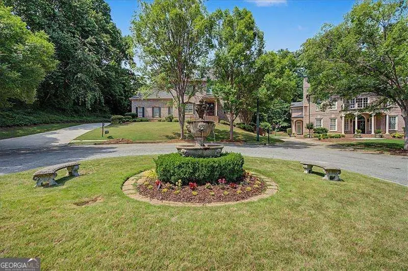3880 Stratford Walk Circle Ne, Atlanta, GA 30342 - #2