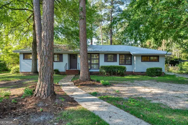718 E 22nd Ave, Cordele, GA 31015