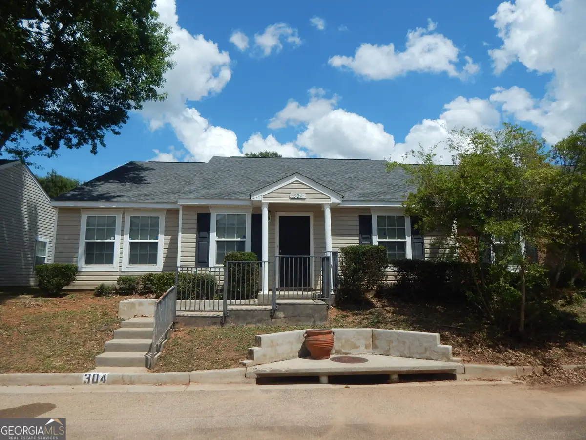 304 Lenox Circle, Lagrange, GA 30241 - #1