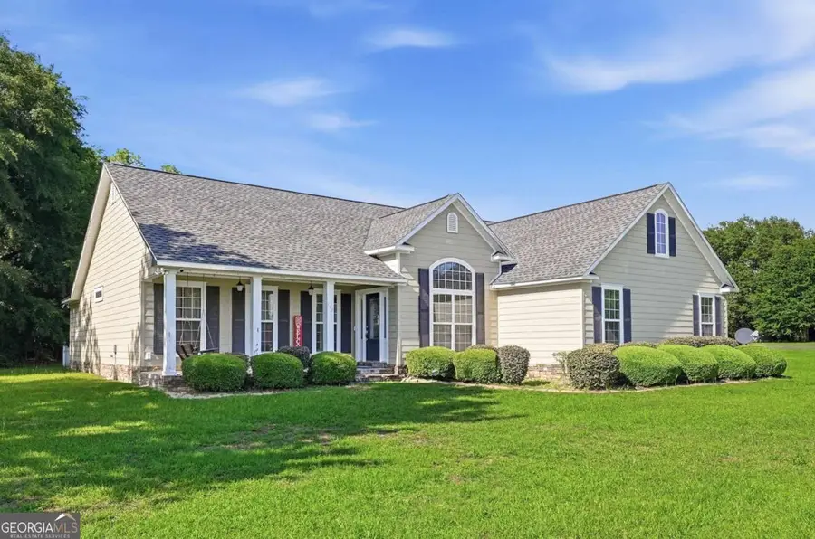112 Manor Drive, Fitzgerald, GA 31750 - #3