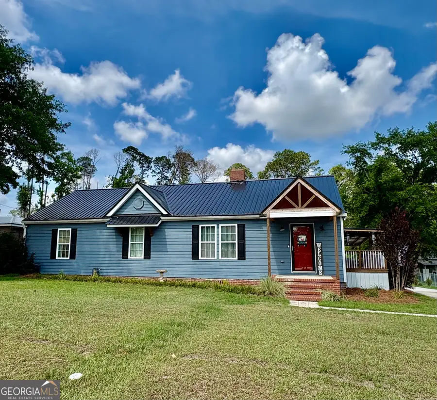 348 S Victory Drive, Lyons, GA 30436 - #3