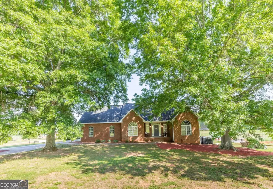 75 W Ridgeway Road, Maysville, GA 30558 - #3