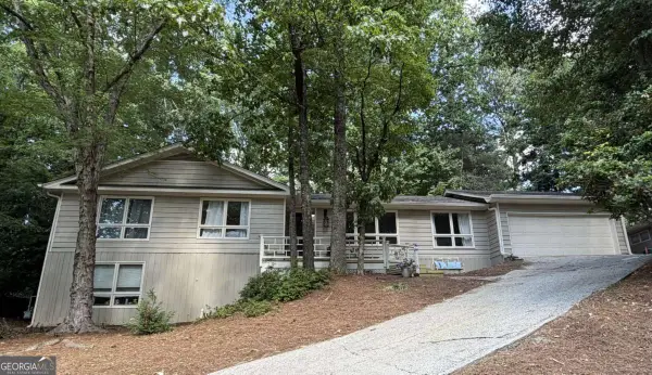 310 Clear Creek Court, Roswell, GA 30076