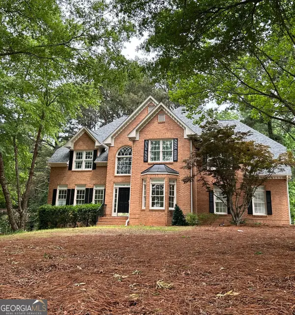 3235 Lake Russell Way, Buford, GA 30519