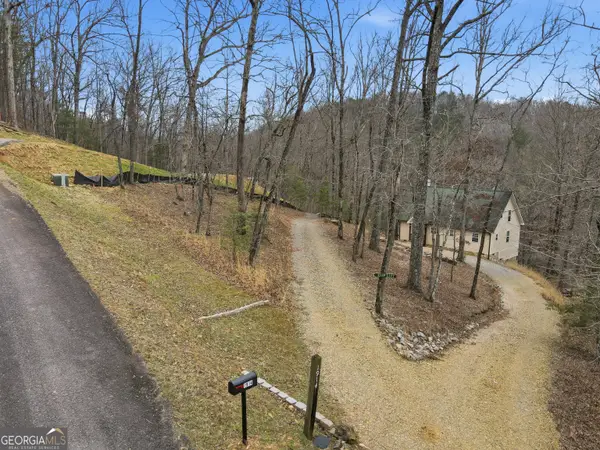 1914 Creekstone Lane, Young Harris, GA 30582