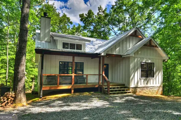 285 Pine Terrace Circle #101, Blue Ridge, GA 30513