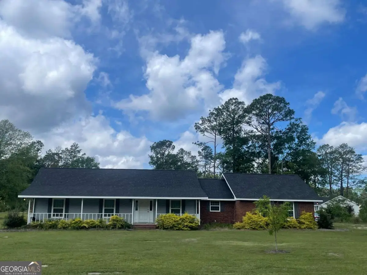 1194 Blackshear Hwy, Baxley, GA 31513 - #1