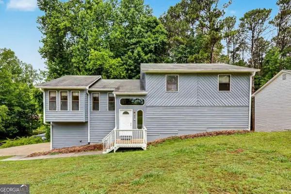 2850 Emerald Lane, Acworth, GA 30102