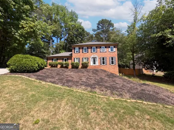 1876 Geyser Trace, Lawrenceville, GA 30044
