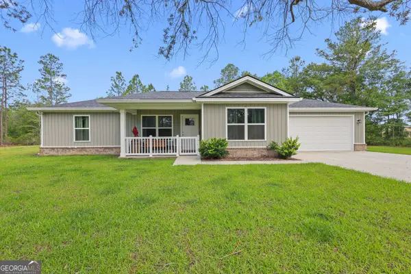 76 Tree Top Lane, Jesup, GA 31545