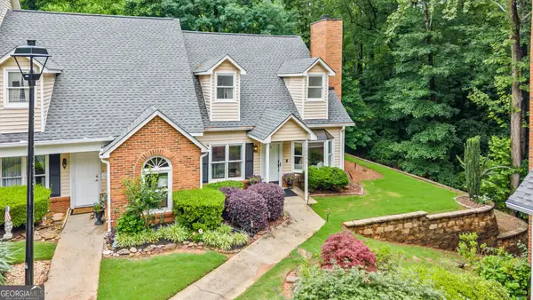 1022 Sasha Lane, Roswell, GA 30075
