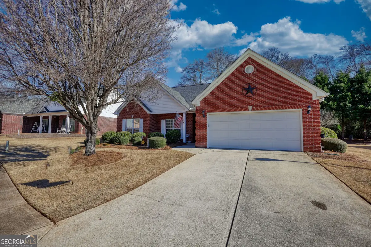 339 Crossroads Drive, Social Circle, GA 30025 - #1