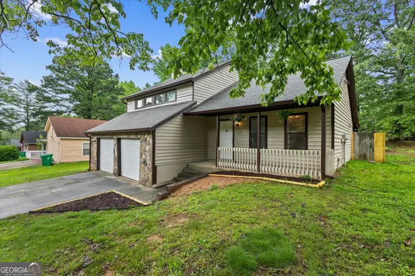 1055 Chapman Lane, Stone Mountain, GA 30088