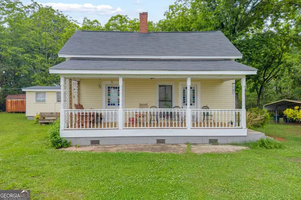 5270 Gainesville Street, Flowery Branch, GA 30542