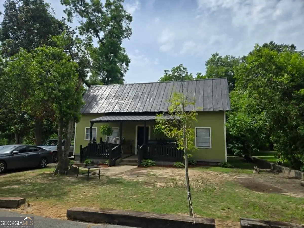 3 E Mcduffie Street, Hawkinsville, GA 31036 - #1