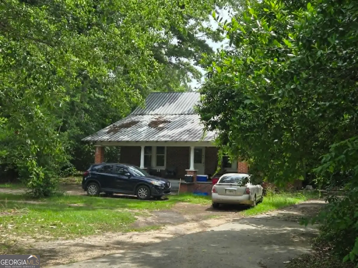 23 S Wood Street, Hawkinsville, GA 31036 - #1