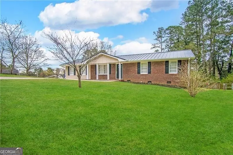 1661 N Highpoint Drive, Douglasville, GA 30134 - #1