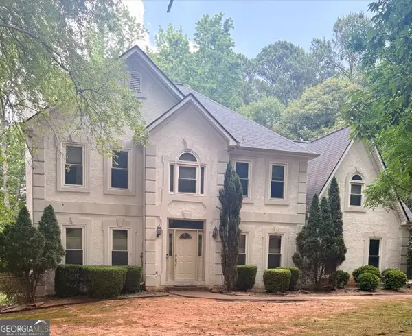 135 Golden Glen Way, Fayetteville, GA 30214