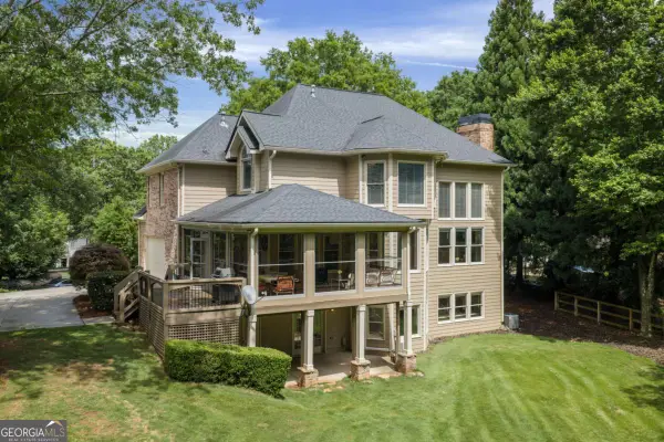 46 Lakecrest Circle, Suwanee, GA 30024