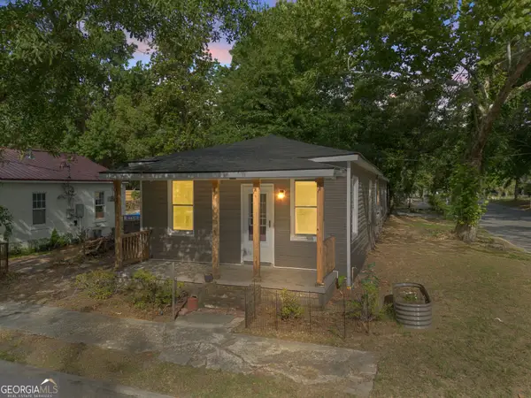 1701 Grove Street, Savannah, GA 31401