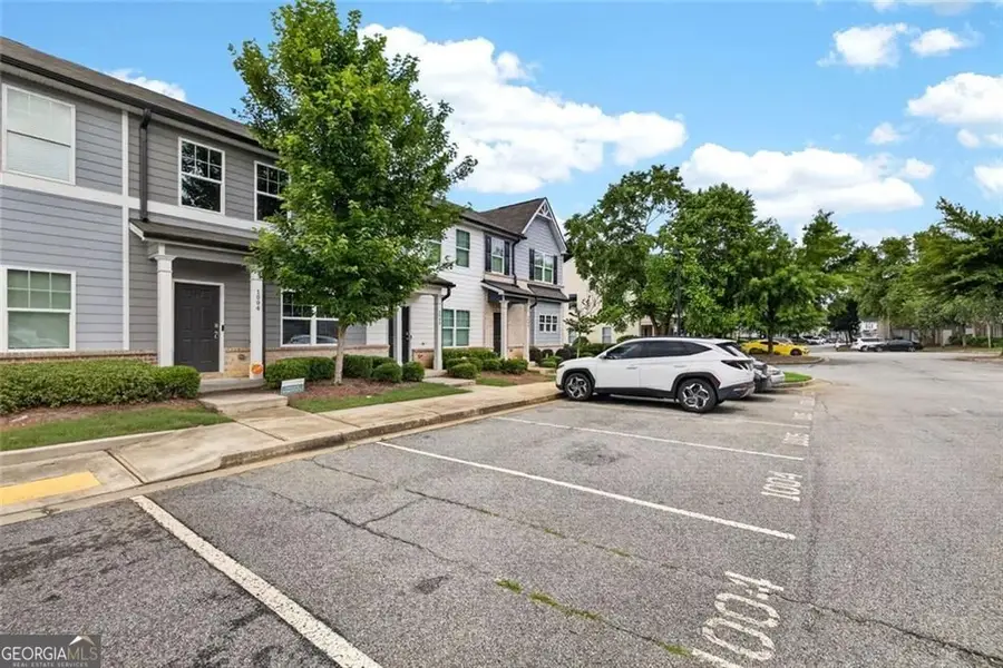 585 Mcwilliams Road Se #1004, Atlanta, GA 30315 - #2