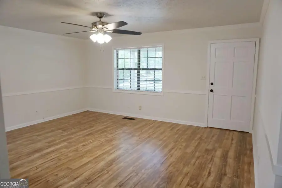 307 6th Avenue, Winder, GA 30680 - #3