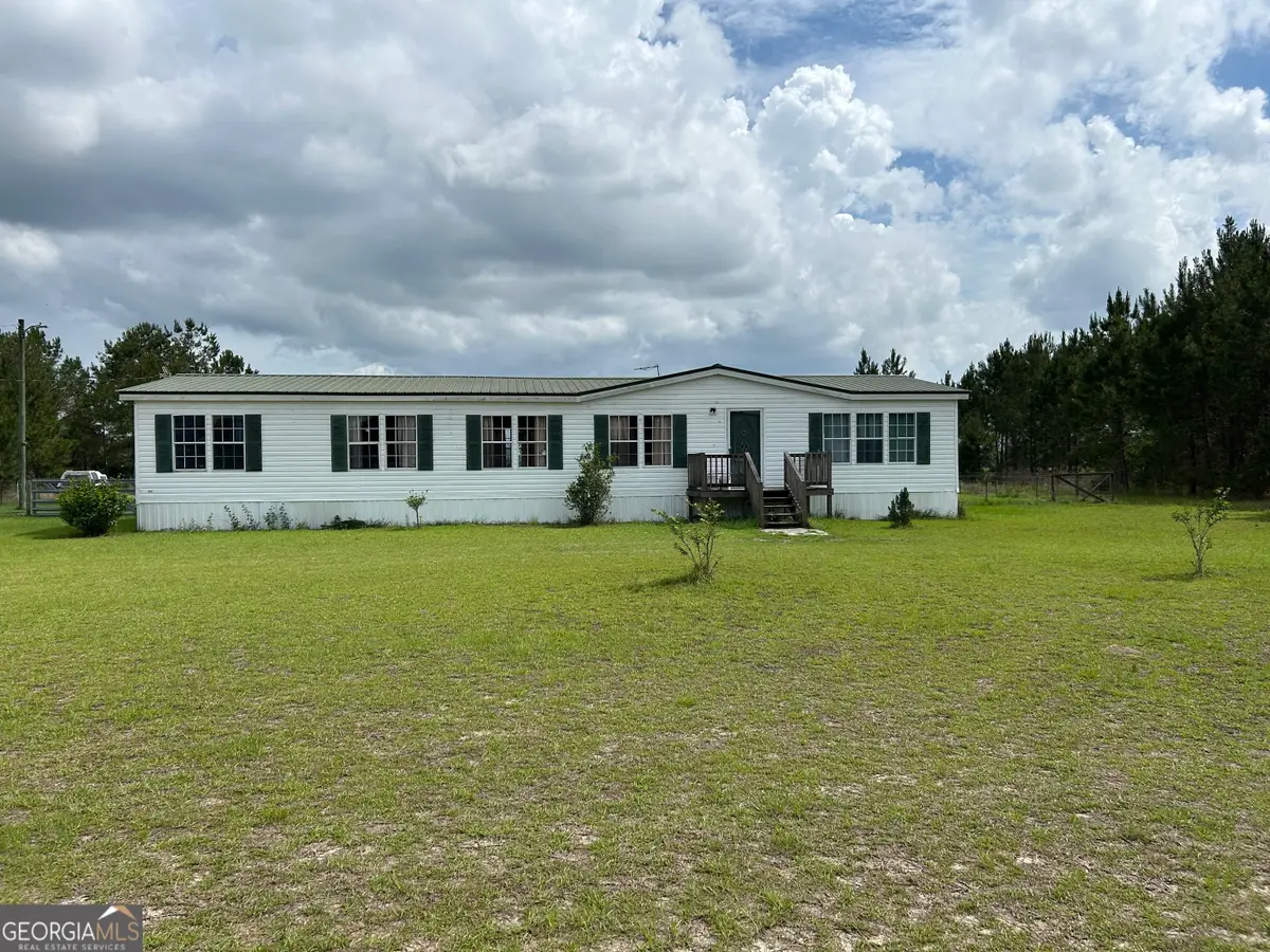 205 Bay Street, Collins, GA 30421 - #1