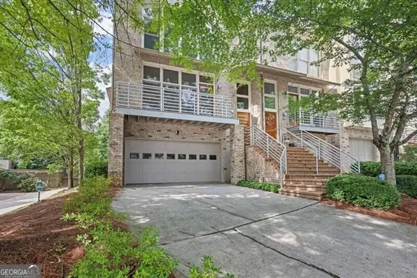 1337 Peachtree View, Brookhaven, GA 30319