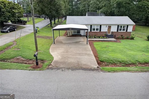 4243 White Way Drive, Austell, GA 30106