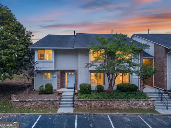 2240 Runnymead Ridge Se, Marietta, GA 30067