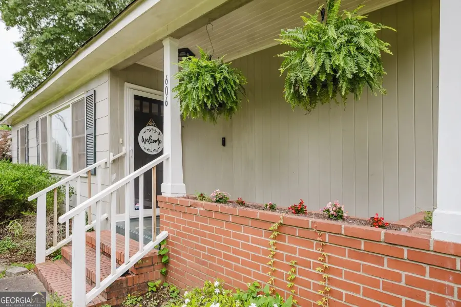 606 Spencer Street, Barnesville, GA 30204 - #2
