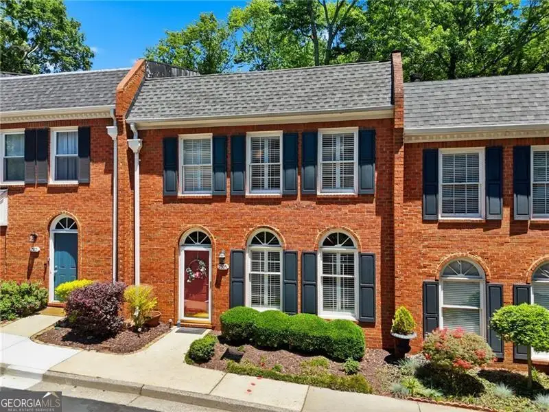 7505 Saint Charles Square #C8, Roswell, GA 30075 - #2