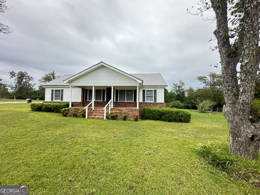 17 Second Street, McRae Helena, GA 31037 - #2