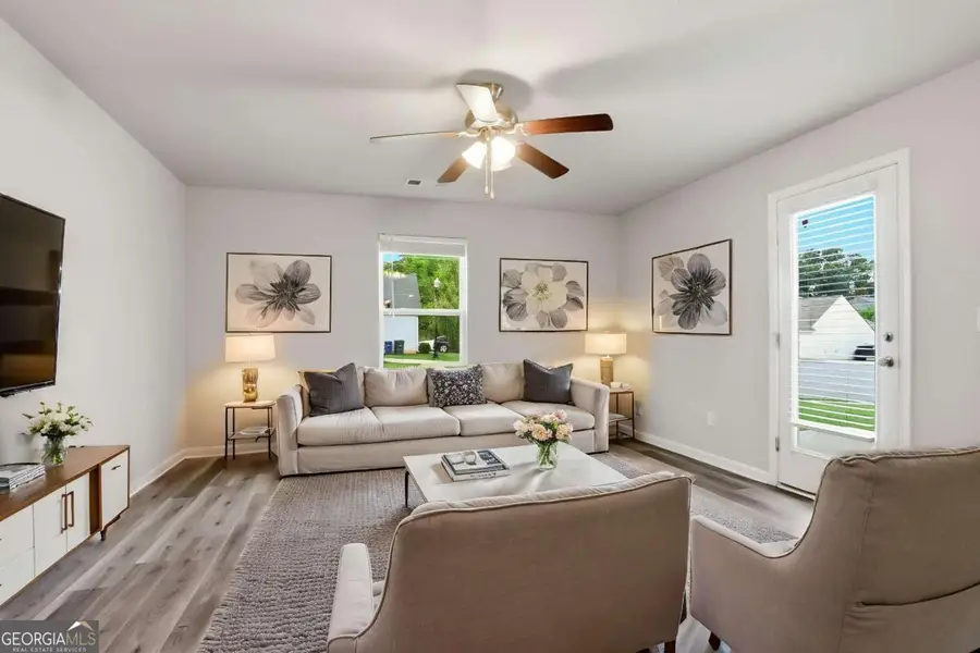 112 W Lexington Avenue, Griffin, GA 30223 - #3