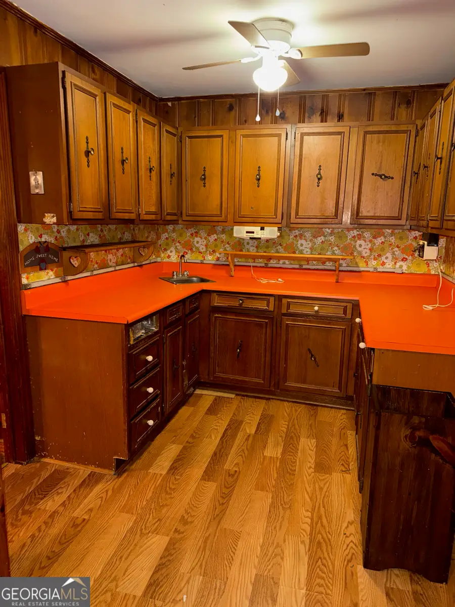 1412 Gillespie Avenue, Albany, GA 31707 - #2