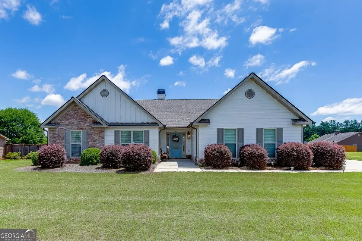 818 Bradmore Court, Hoschton, GA 30548 - #1