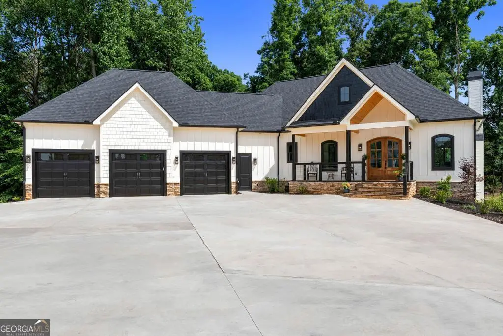 183 Lake Pointe Road, Hartwell, GA 30643 - #1