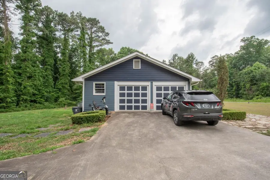 555 White Road, Fayetteville, GA 30214 - #3
