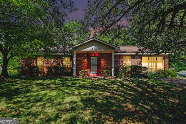 1870 Taffeta Cove, Lithonia, GA 30058