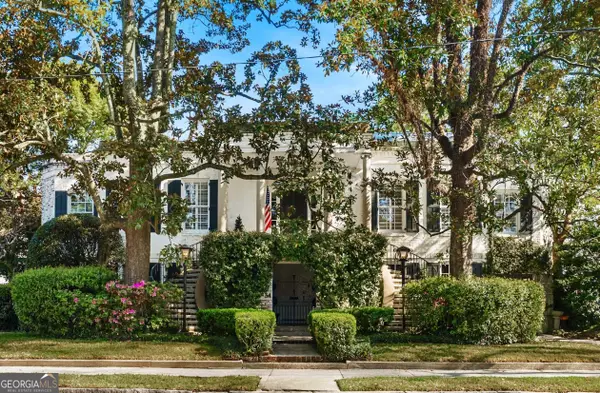 34 E 50th Street, Savannah, GA 31405