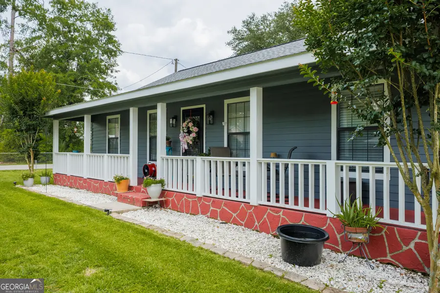 11 Morgan St, Homerville, GA 31634 - #3