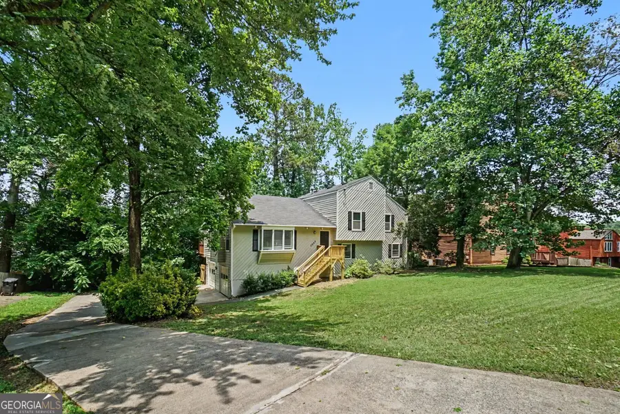 3985 Lookout Point Drive, Marietta, GA 30066 - #2