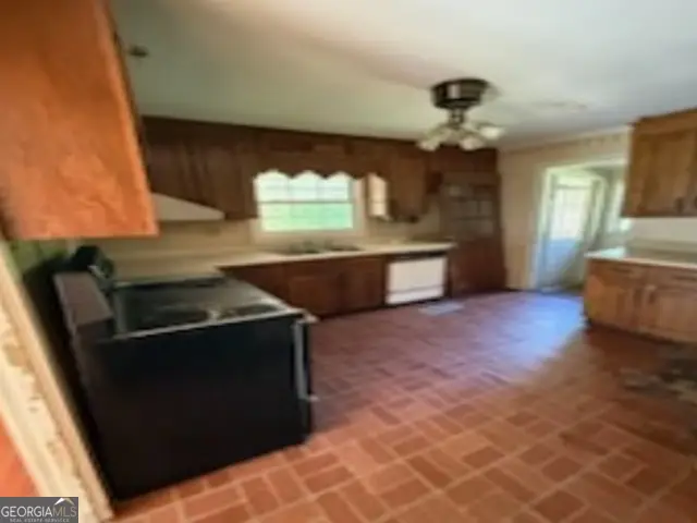 625 Marshall Street, Thomasville, GA 31792 - #3
