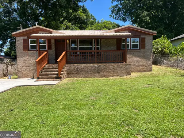 300 Hunt Circle, Manchester, GA 31816