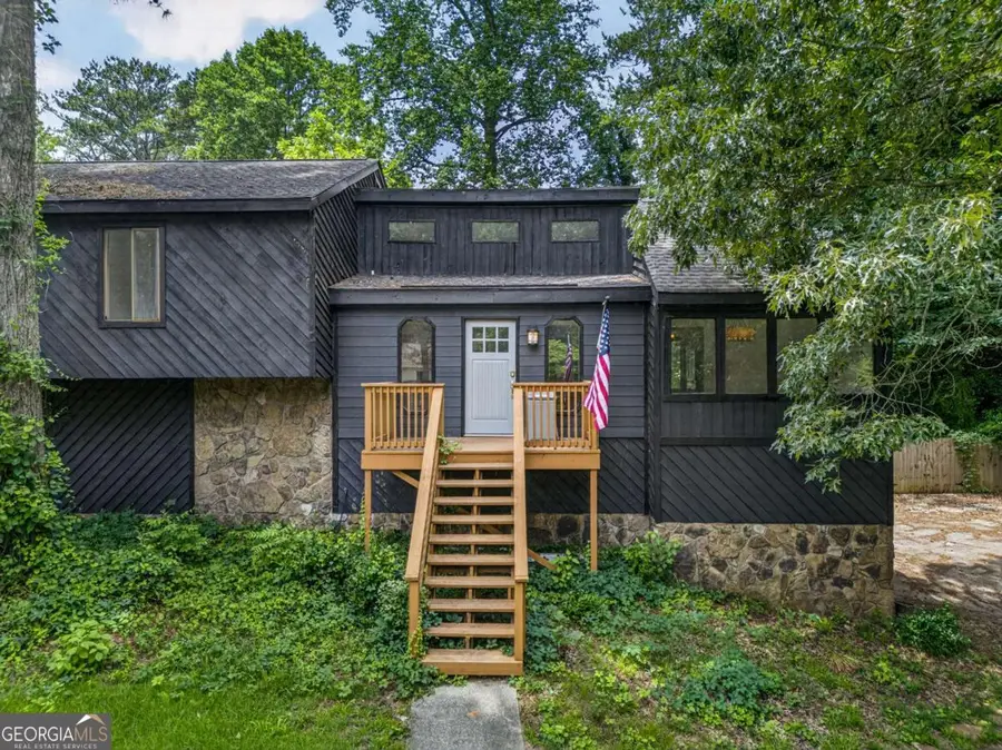 5169 Rockbridge Drive, Stone Mountain, GA 30087 - #2
