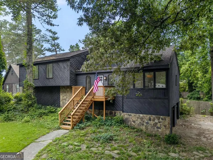 5169 Rockbridge Drive, Stone Mountain, GA 30087 - #3