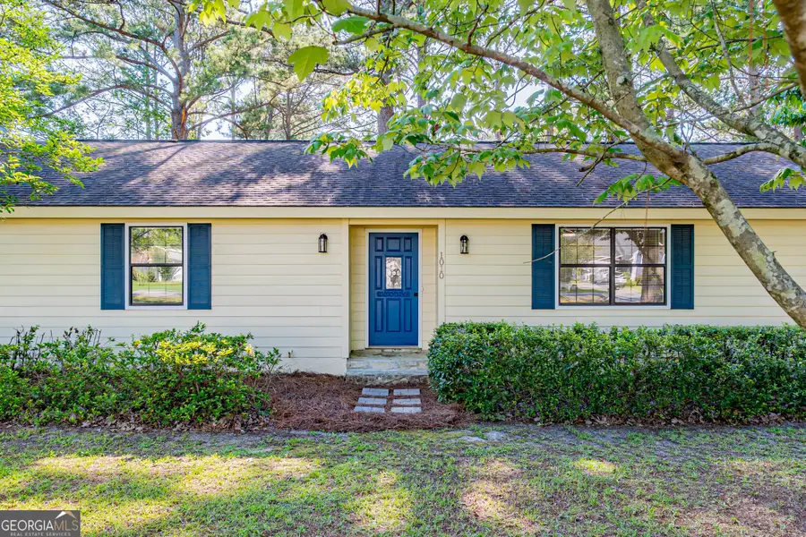 1010 Cherrywood Road, Waycross, GA 31503 - #2